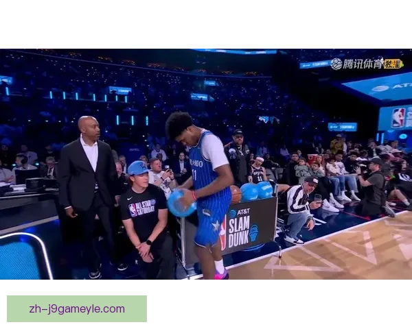 理查德森预赛首轮砍45.4分